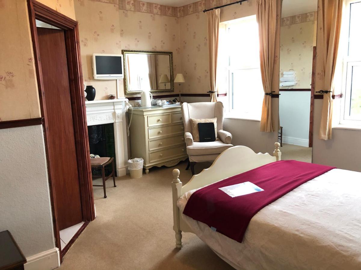 Brook House Bed and Breakfast Broadway  Esterno foto