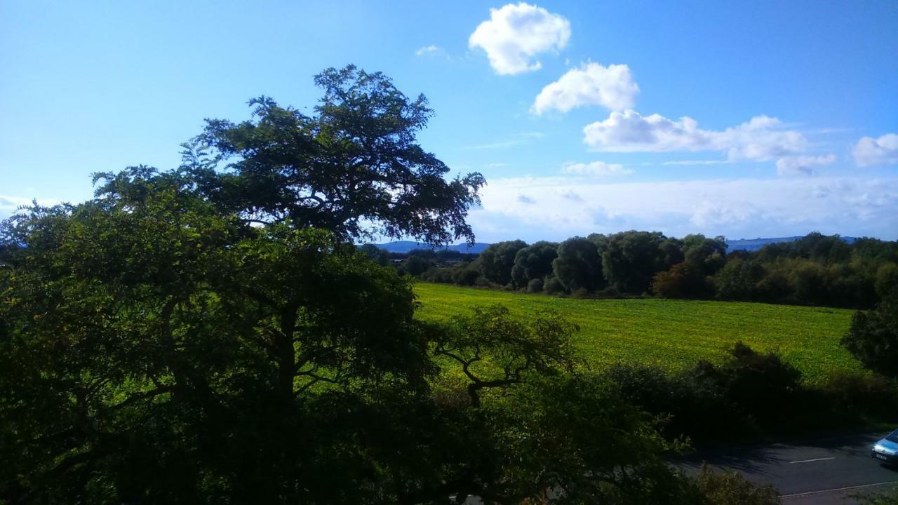 Brook House Bed and Breakfast Broadway  Esterno foto